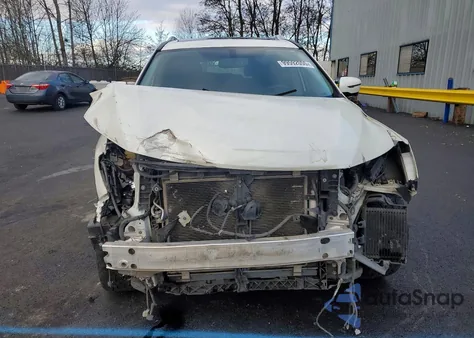 2017 Nissan Pathfinder S z USA, uszkodzony, nr VIN 5N1DR2MM3HC633355